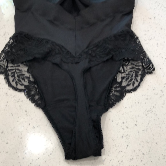 La Perla lace thong bodysuit - Picture 4 of 10